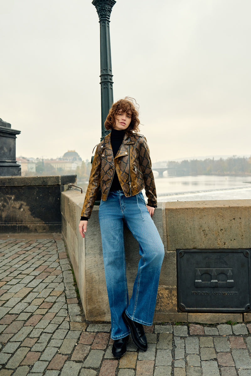 Leah Ultra High Rise Wide Leg Jeans - Official Kancan USA