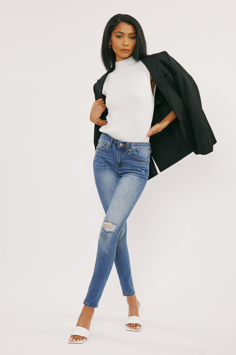 Logan Mid Rise Super Skinny - Official Kancan USA