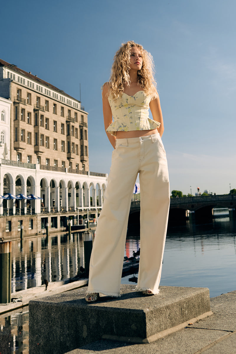 Grace High Rise Wide Jeans