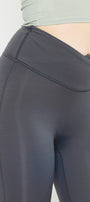 Venus Mid Rise Leggings - Official Kancan USA