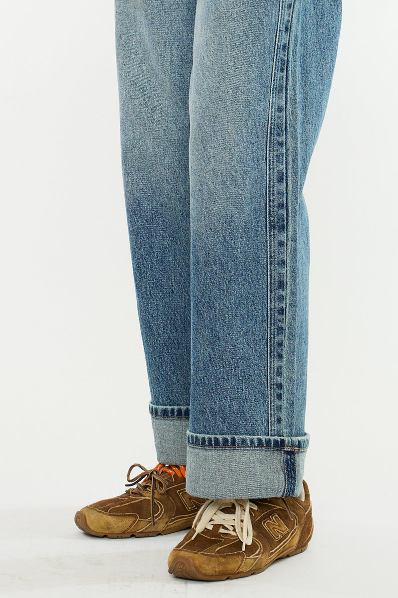 Lani Essentials 90's Low Rise Relaxed Straight