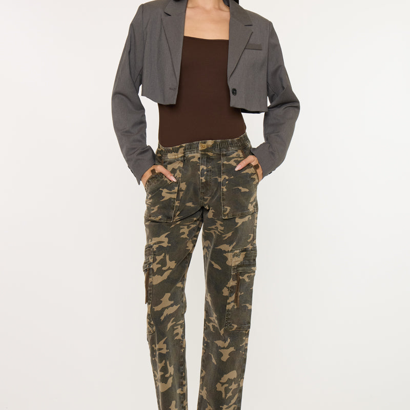 Shuana High Rise Straight Jeans