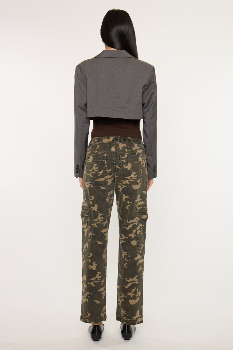 Shuana High Rise Straight Jeans