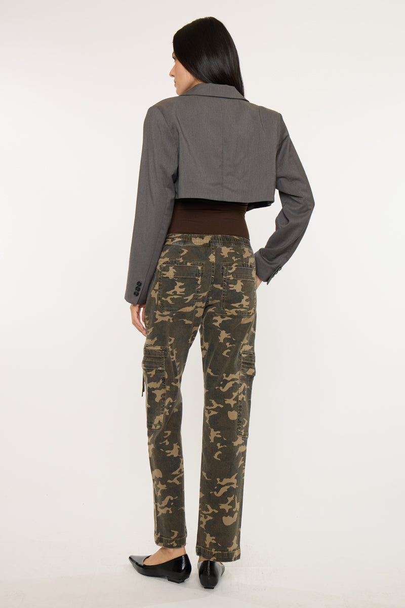 Shuana High Rise Straight Jeans