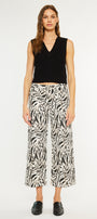 Alonso Mid Rise Crop Wide Leg Jeans - Official Kancan USA