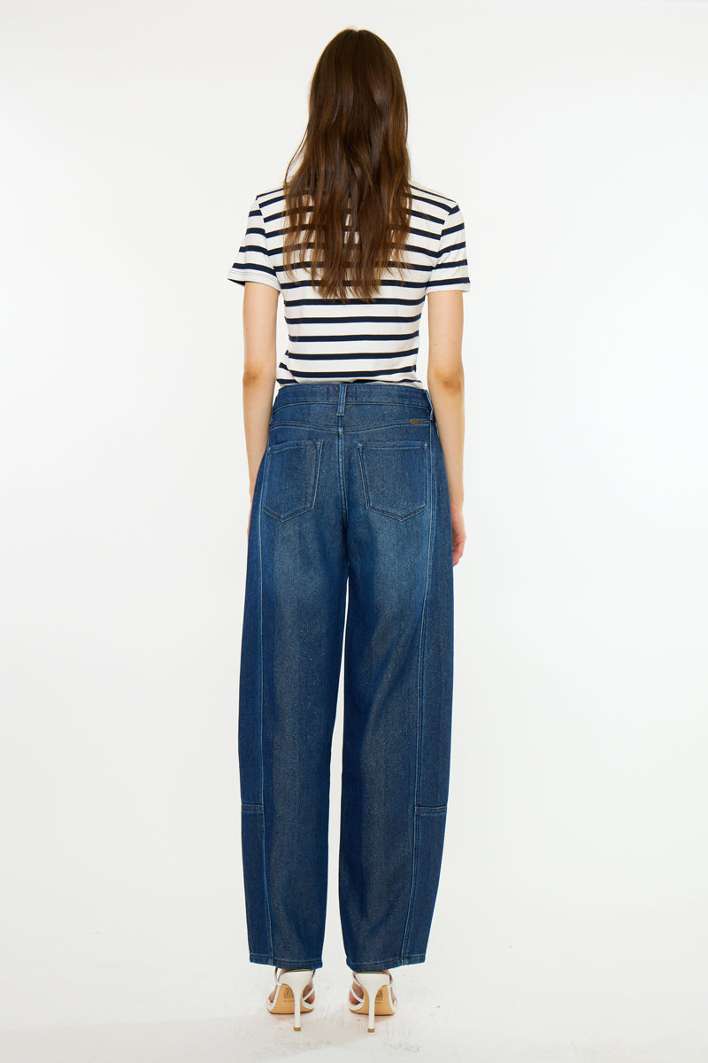 Kira Low Slung Horseshoe