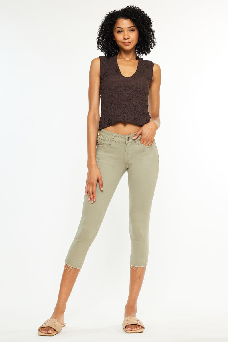 Lilian Mid Rise Capris – Kancan USA