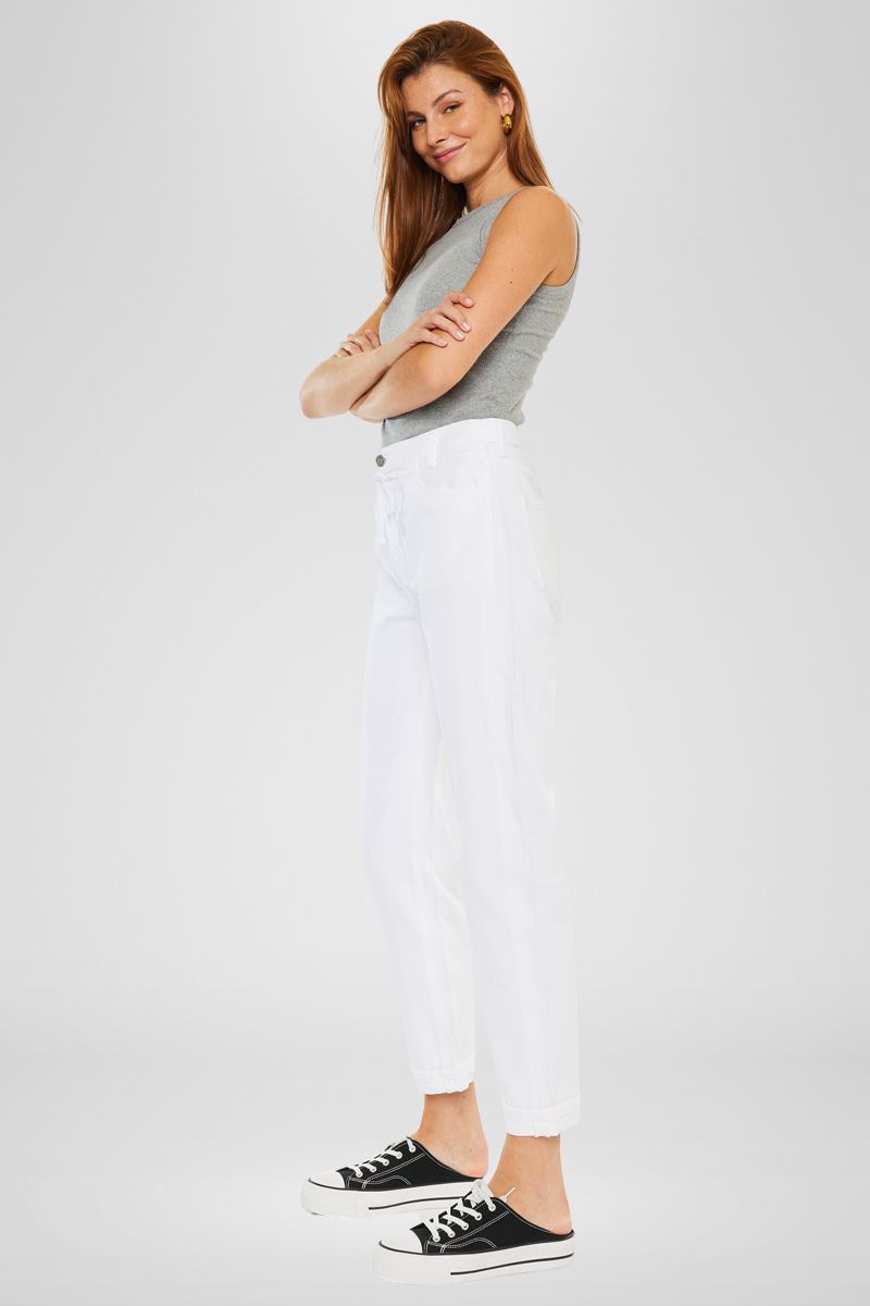 Queens Ultra High Rise Slouch Fit Jeans - Official Kancan USA