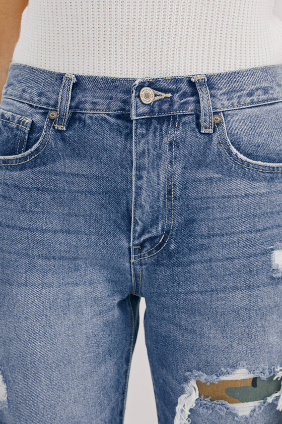 Esmee Ultra High Rise Mom Jeans - Official Kancan USA
